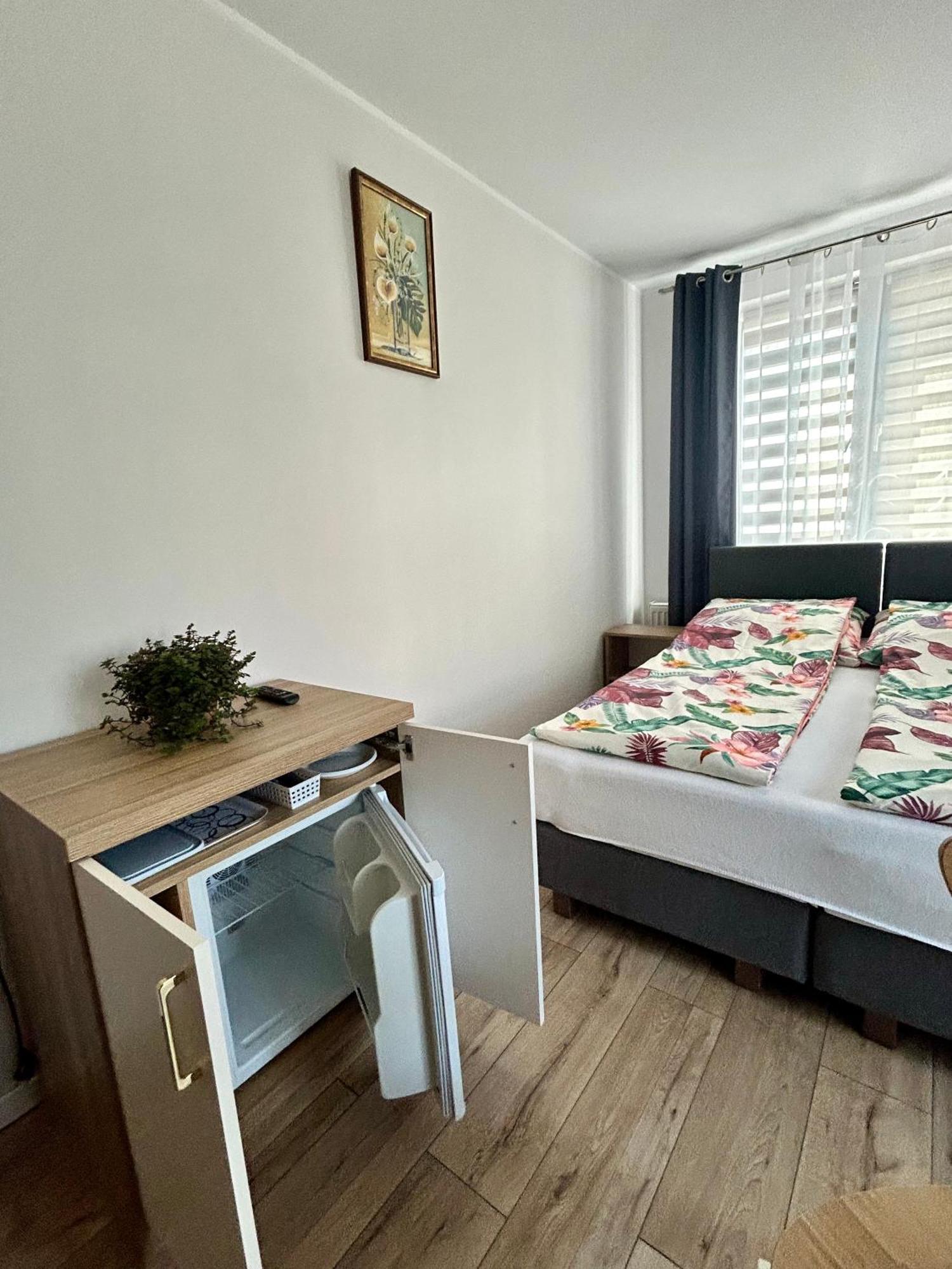 Pensjonat Zatoka 17 Wladyslawowo Ngoại thất bức ảnh